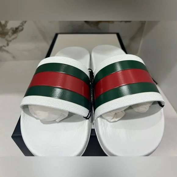 Gucci White Pursuit Web Accent Red Green Slides New - Picture 2 of 11